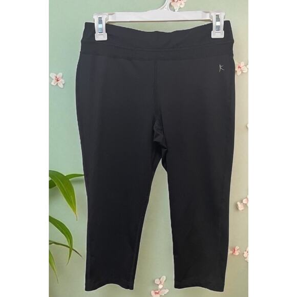 Black Danskin Now Capri Women's Pants Size Small Workout Exercise Leggings - Picture 1 of 6